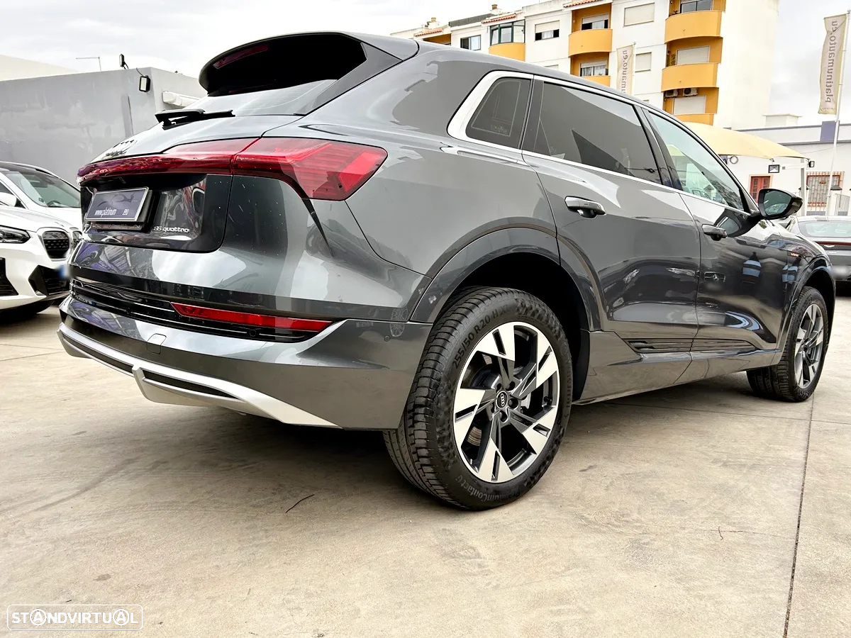 Audi e-tron 55 quattro S line - 47
