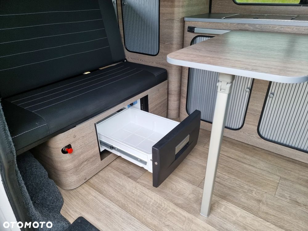 Volkswagen California - 11