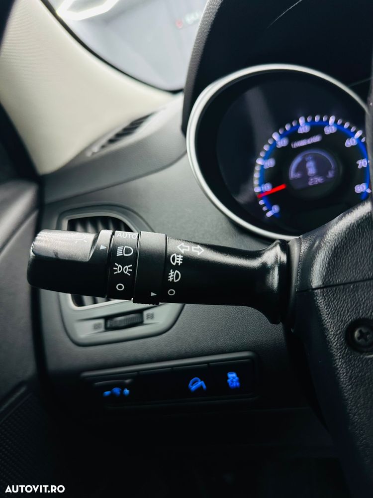 Hyundai ix35 blue 1.6 2WD Finale Silver - 27