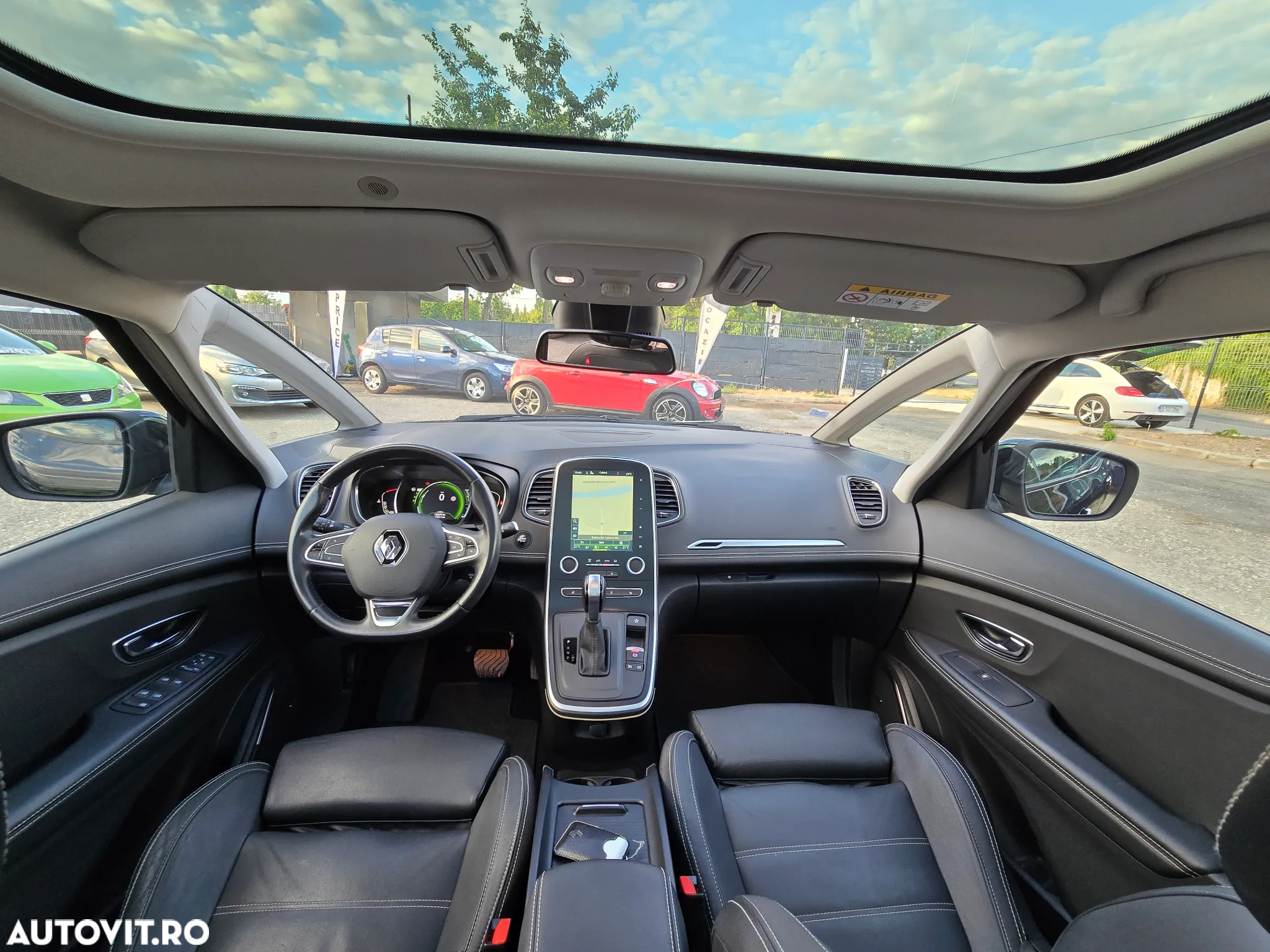 Renault Scenic ENERGY dCi 160 EDC INITIALE PARIS - 11