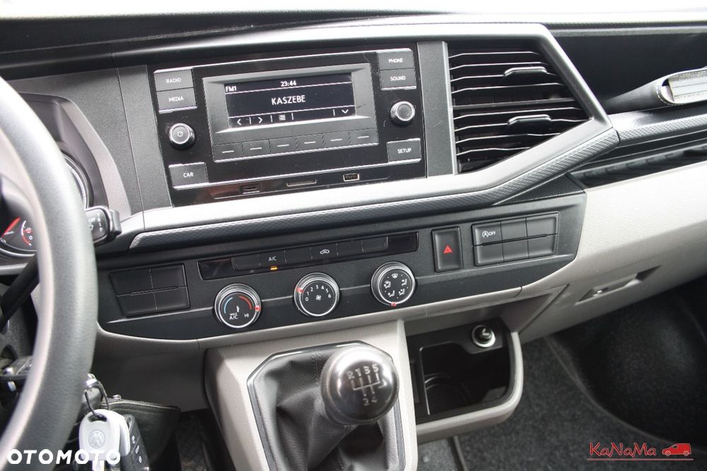 Volkswagen Transporter - 27