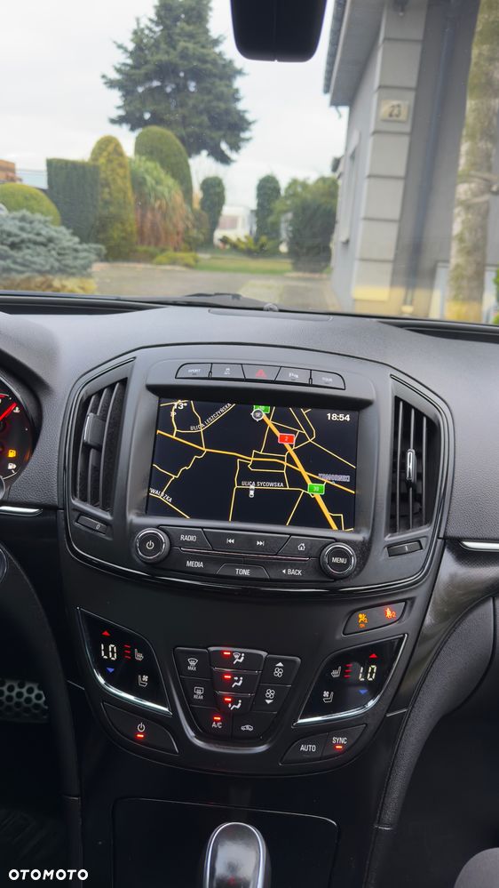 Opel Insignia 2.0 CDTI - 18