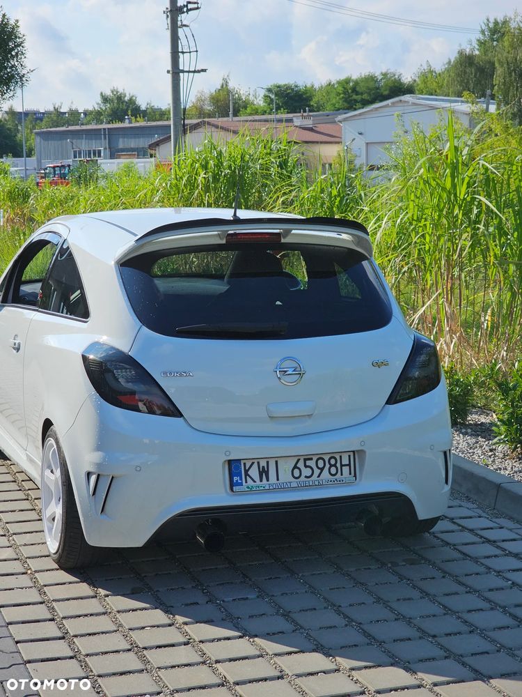 Opel Corsa - 8