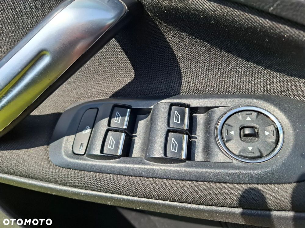 Ford S-Max - 18