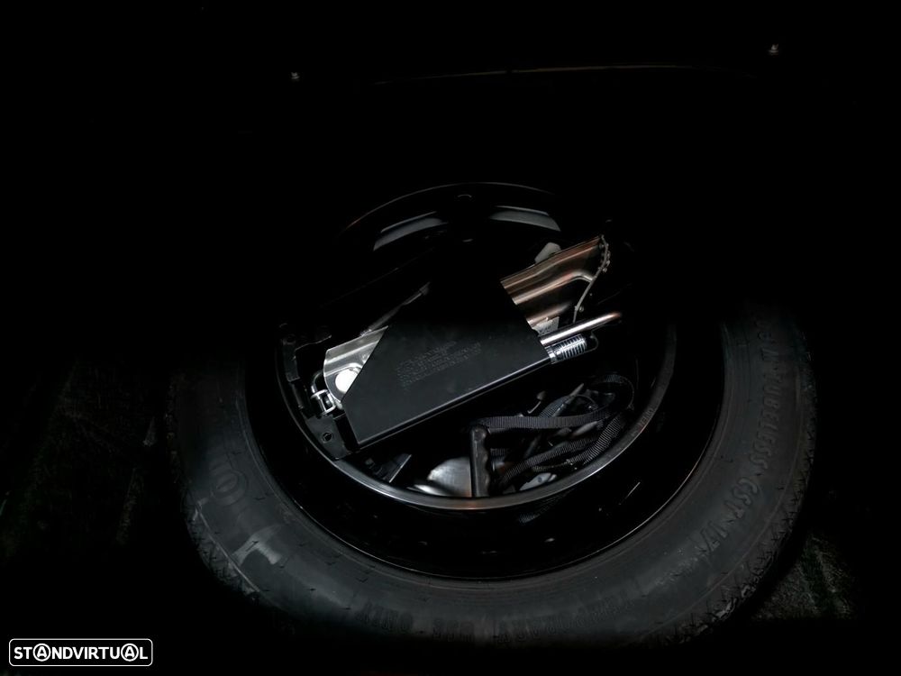 Mercedes-Benz E 250 - 48