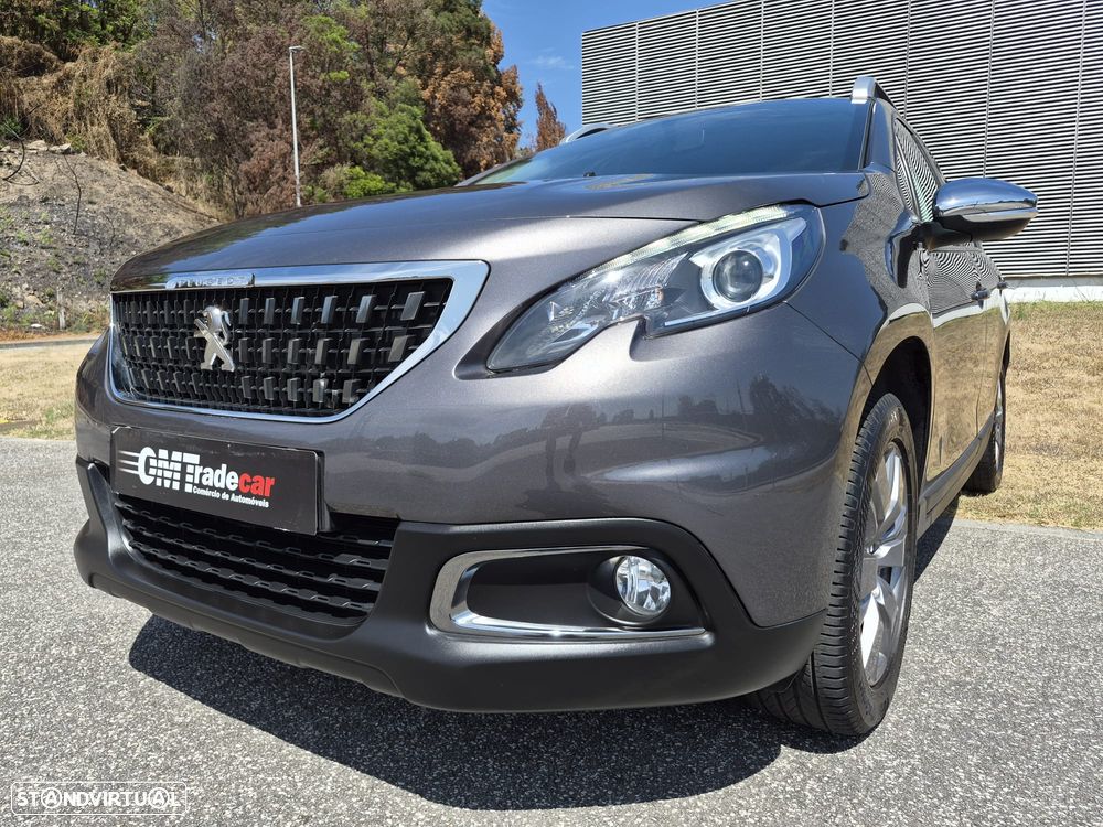 Peugeot 2008 1.2 PureTech Style - 6