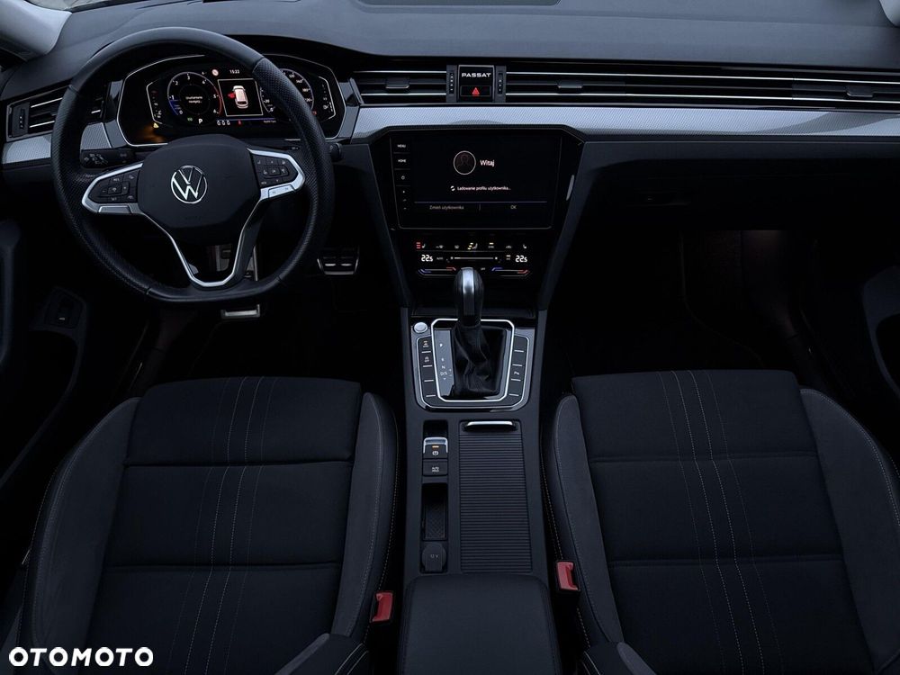 Volkswagen Passat - 14
