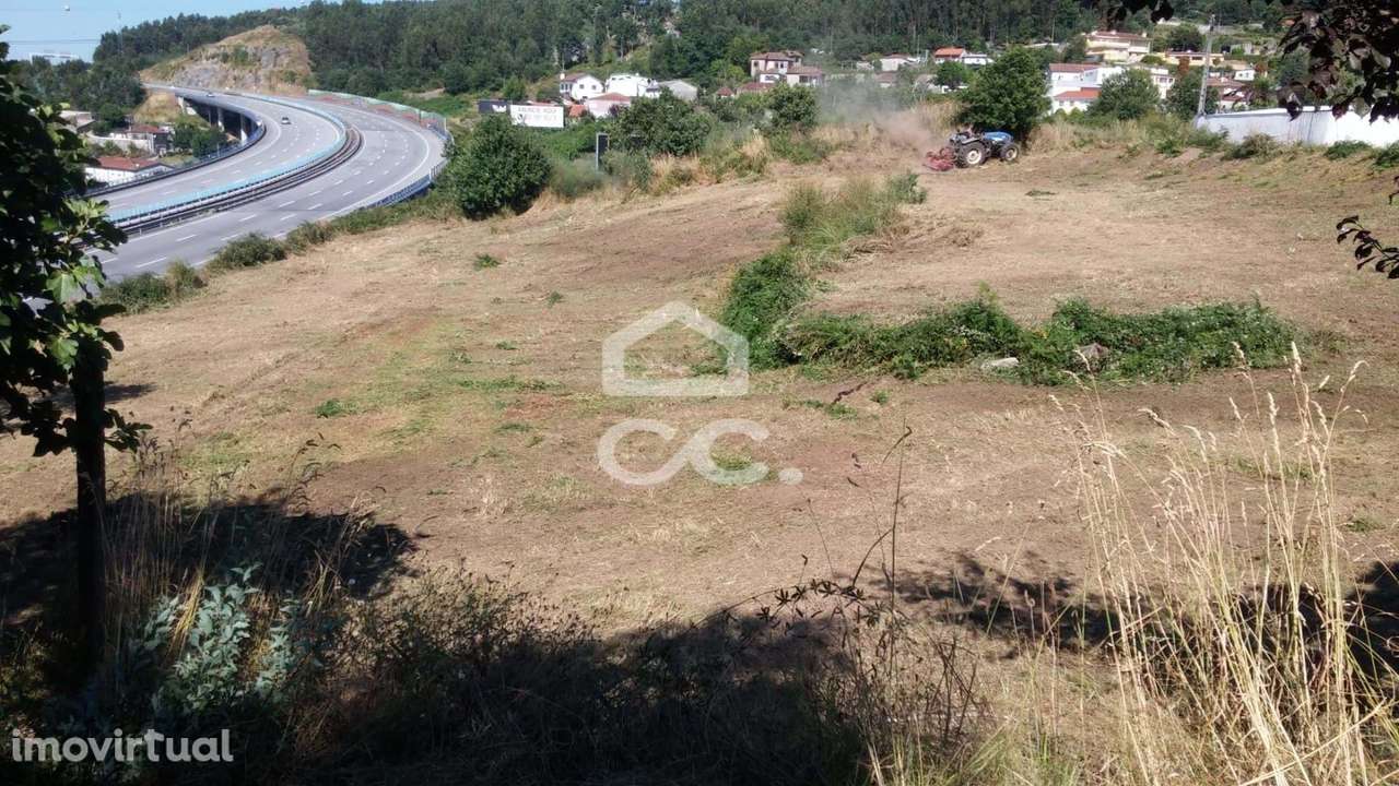 Terrenos em Serzedelo - Guimarães - Grande imagem: 5/7
