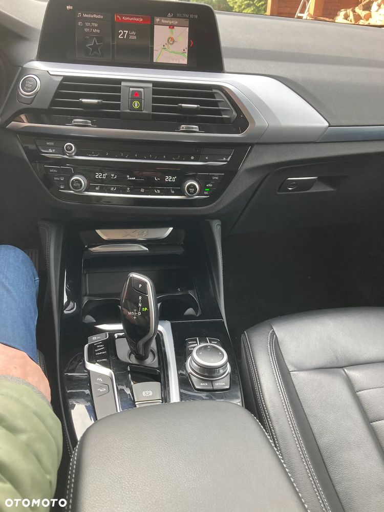 BMW X4 xDrive20d Advantage - 15