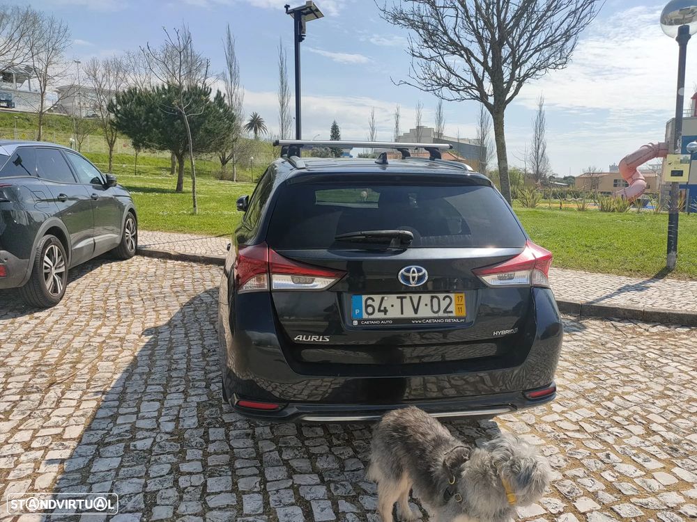 Toyota Auris Touring Sports 1.8 HSD Comfort - 4