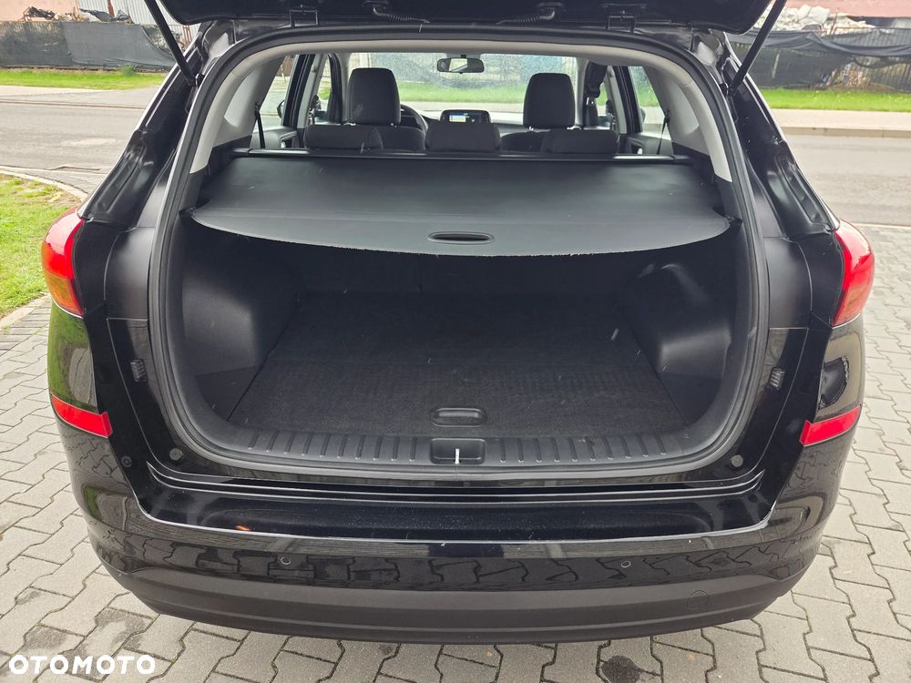 Hyundai Tucson 1.6 Turbo 2WD DCT Style - 16