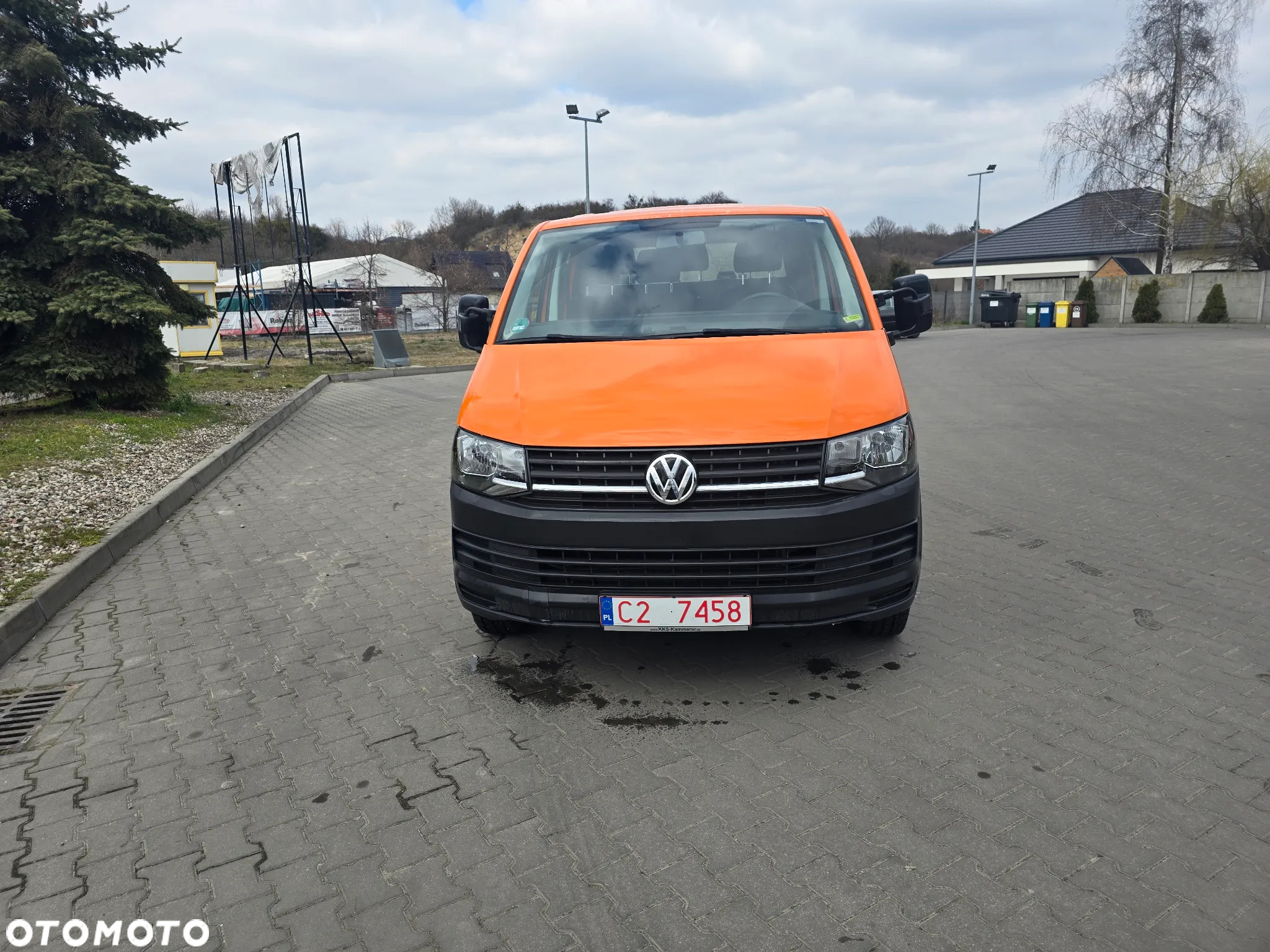 Volkswagen Transporter - 2