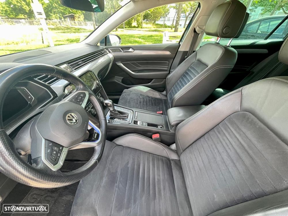 VW Passat Variant - 11