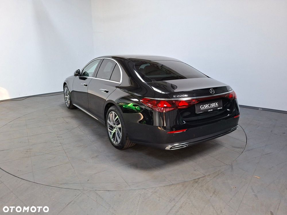 Mercedes-Benz Klasa E - 15
