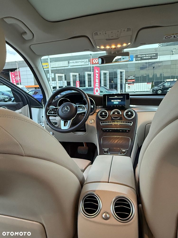 Mercedes-Benz GLC - 9