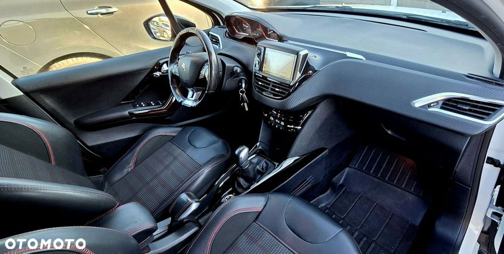 Peugeot 2008 - 24