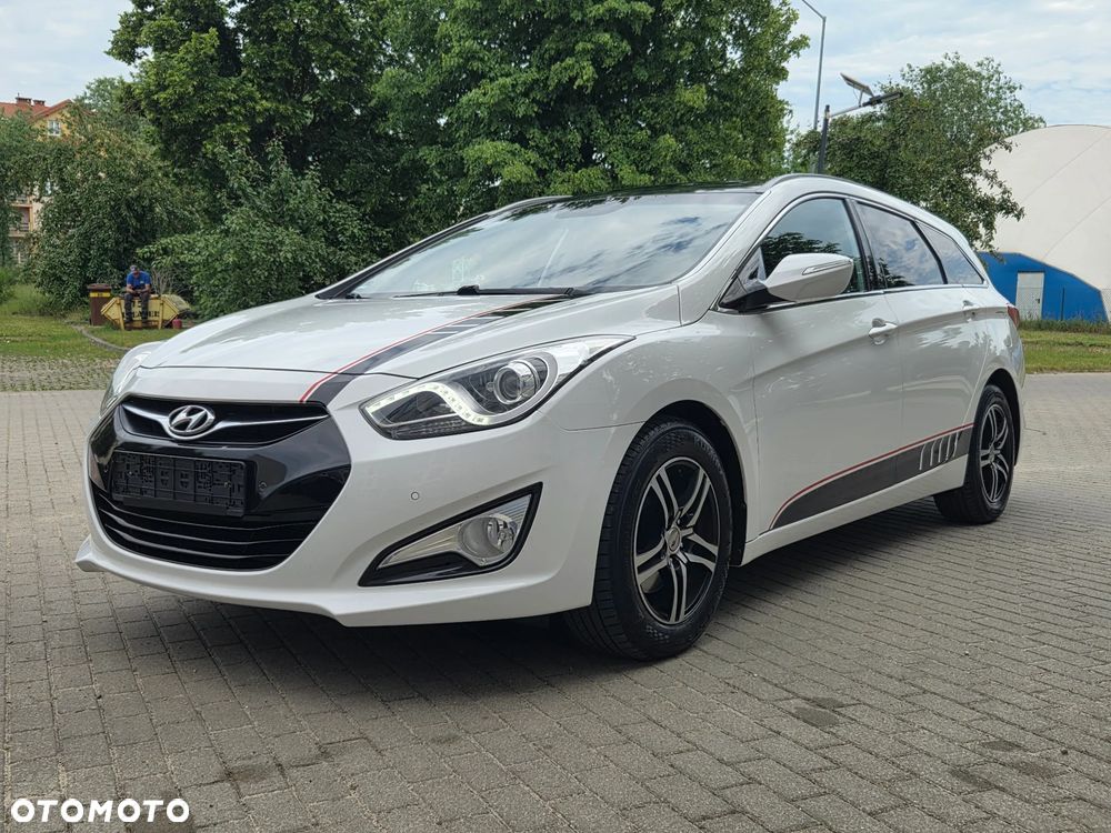 Hyundai i40 Kombi blue 1.6 Space - 1