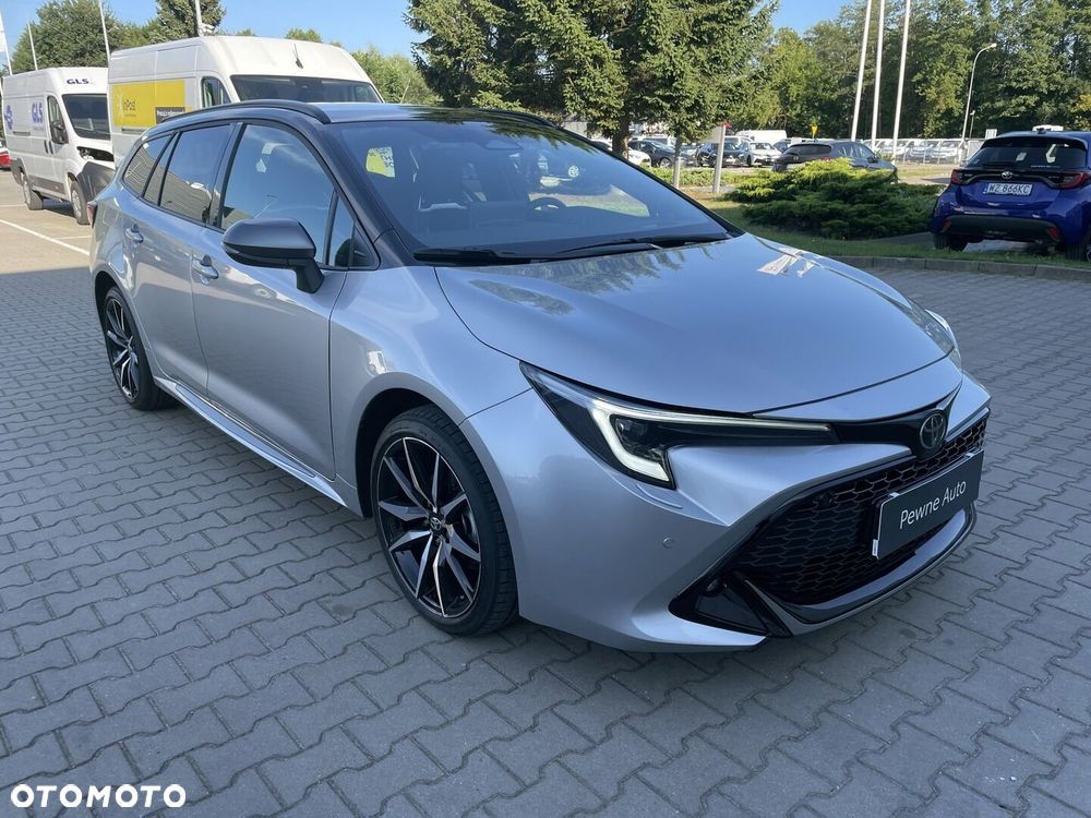 Toyota Corolla 1.8 Hybrid GR Sport Dynamic - 22
