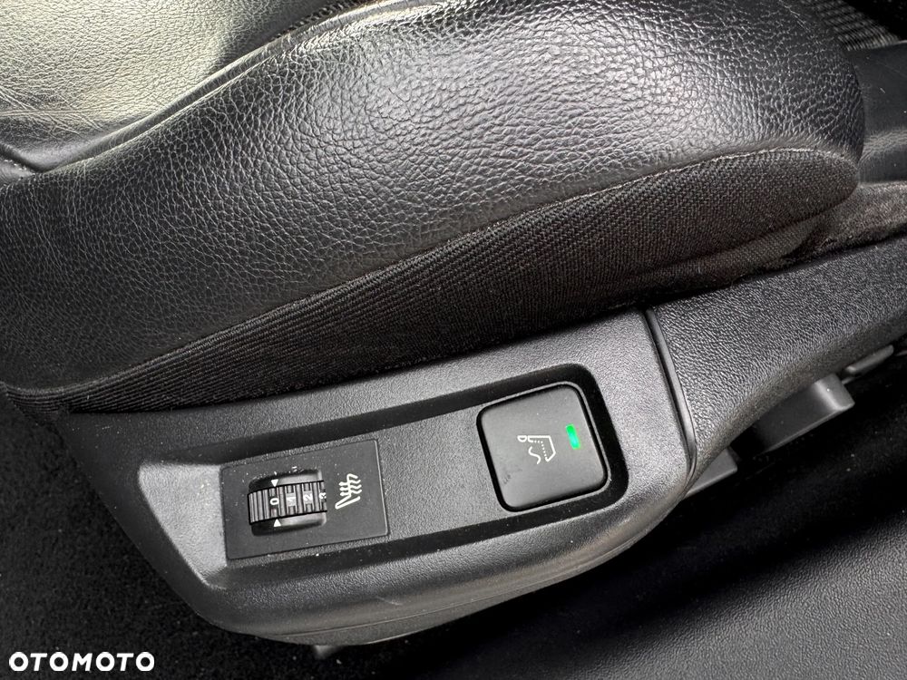 Citroën C5 3.0 HDi V6 Exclusive - 14