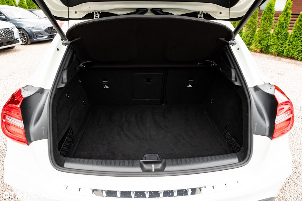 Mercedes-Benz GLA 250 4-Matic - 20