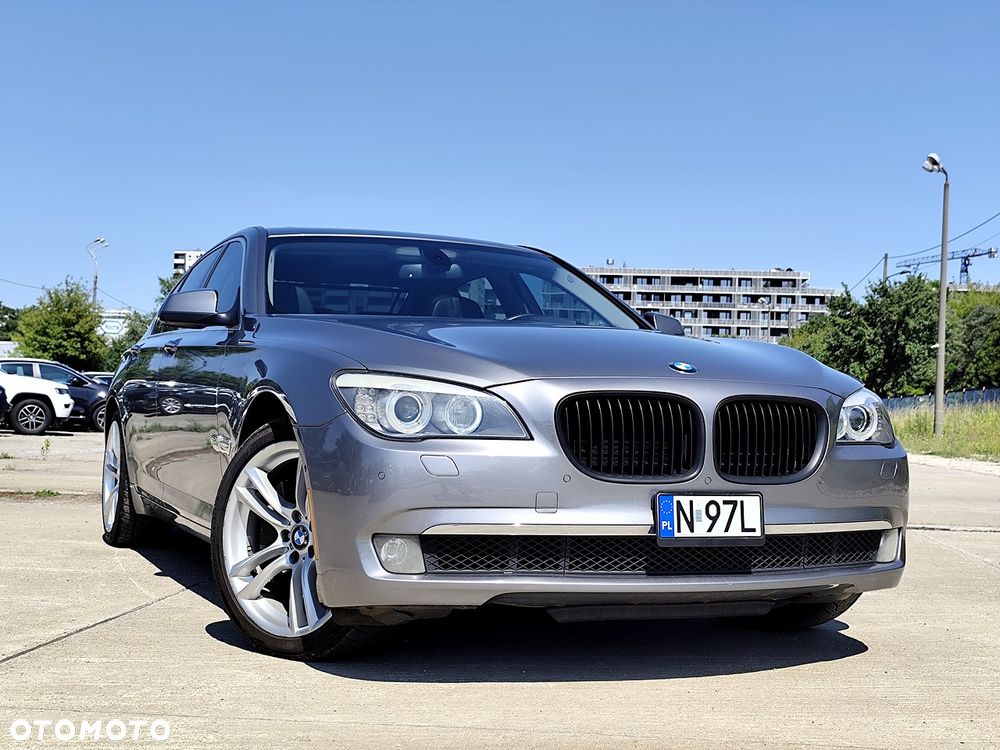 BMW Seria 7 750Li xDrive - 1
