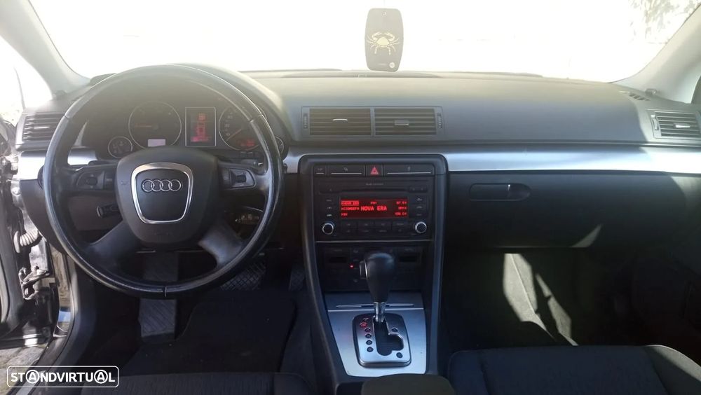 Audi A4 Avant 2.0 TDI multitronic - 9