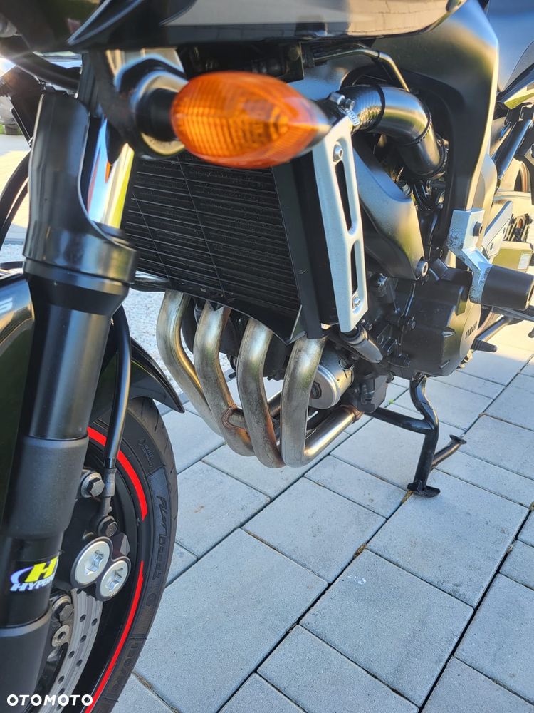 Yamaha FZ6 - 3
