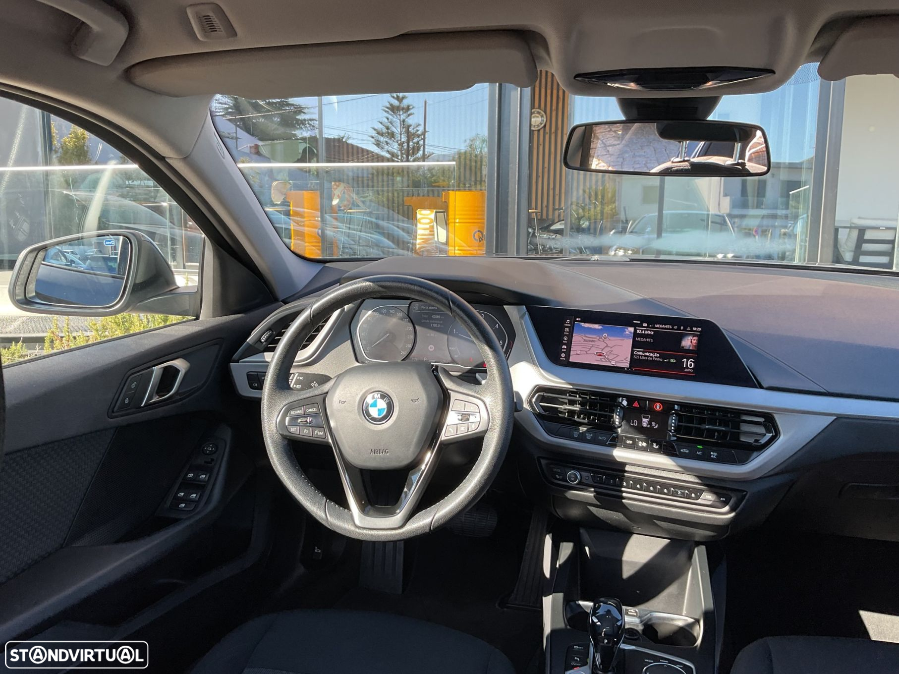BMW 116 d Auto - 38