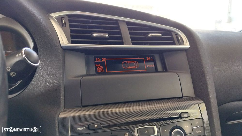 Citroën C4 1.6 e-HDi Exclusive - 12