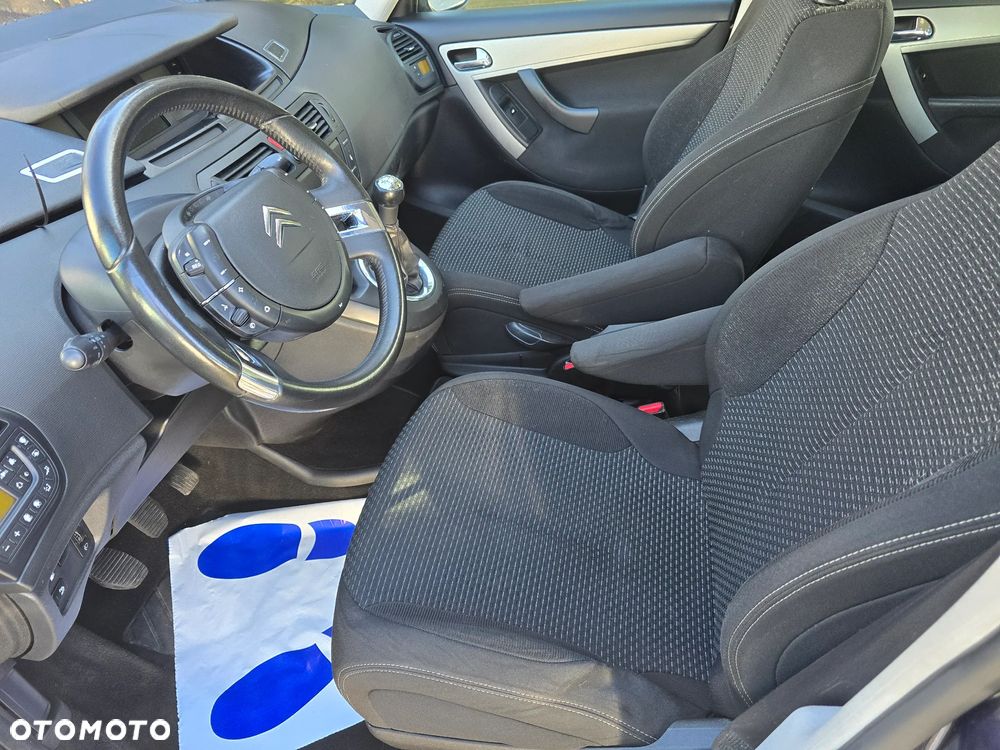 Citroën C4 Picasso - 10