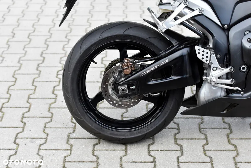 Honda CBR - 12