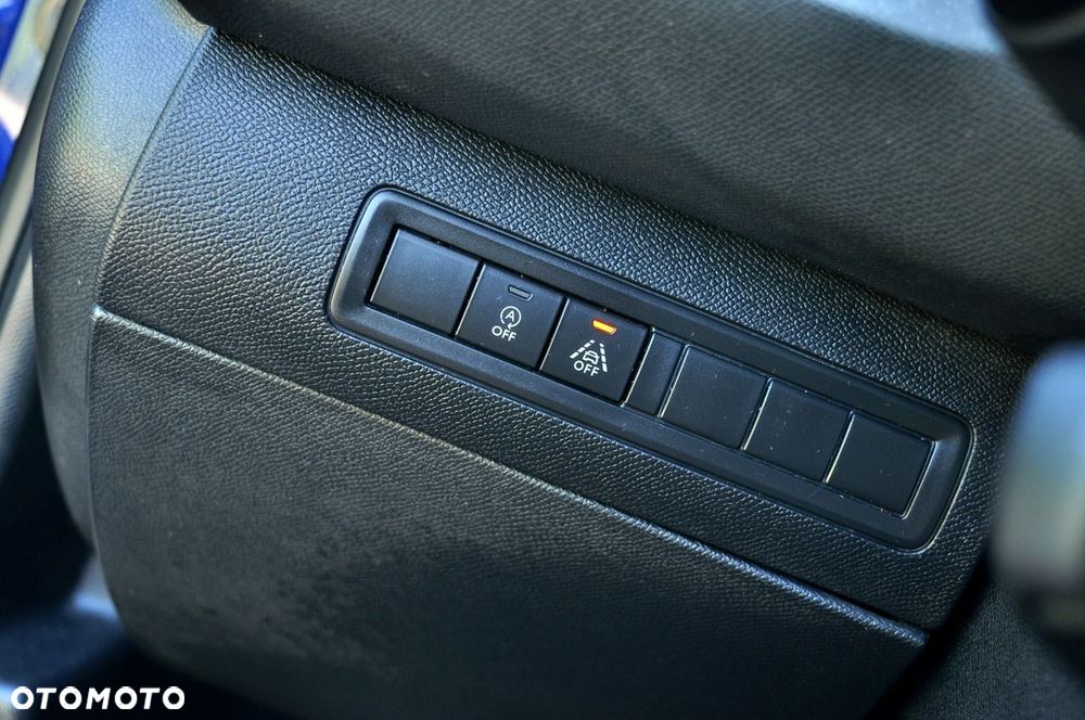 Peugeot 308 - 23