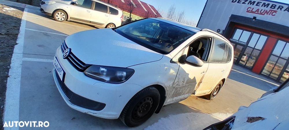 Dezmembram VW Touran 1.6 TDI CAYC - 8