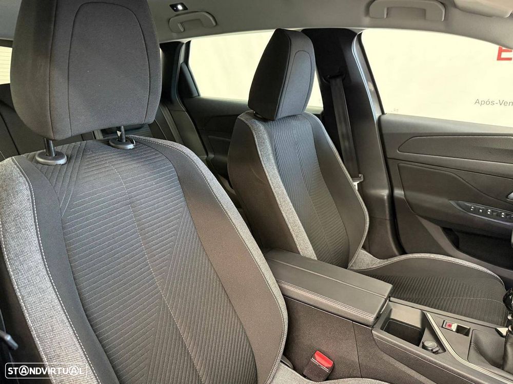 Peugeot 308 1.2 PureTech Active Pack - 17