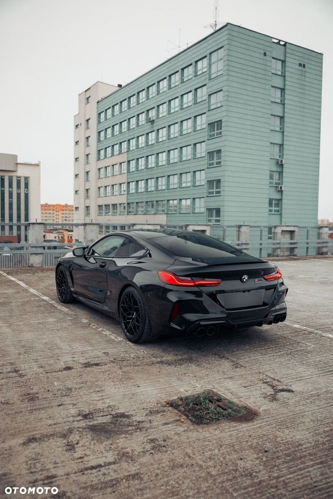 BMW M8 - 10