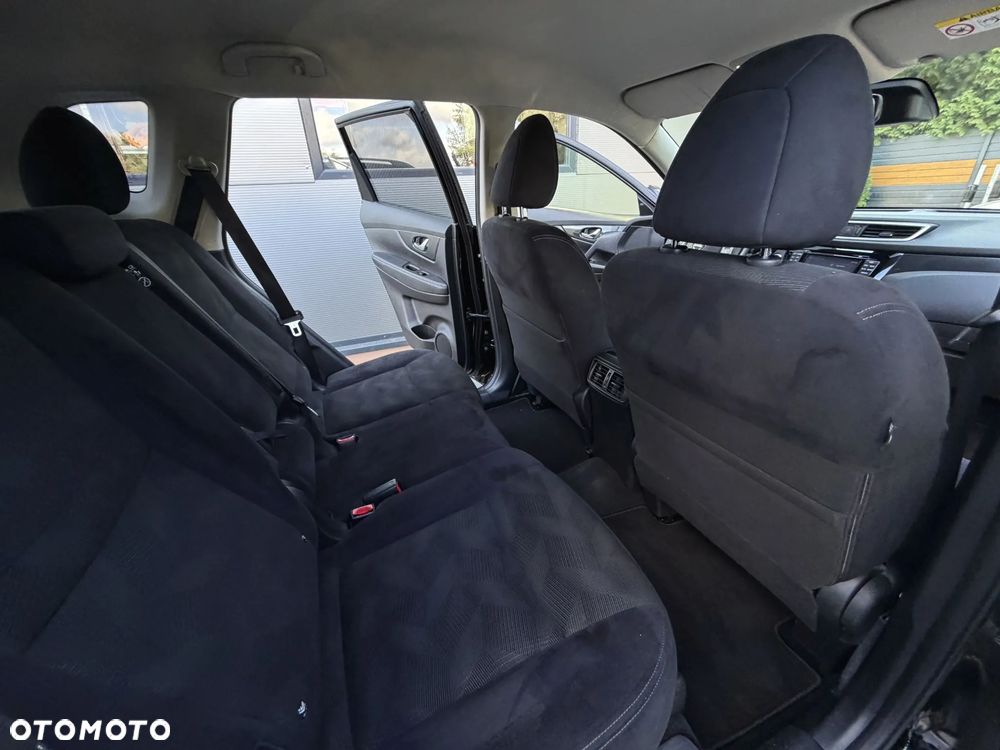 Nissan X-Trail 1.6 DIG-T N-Connecta - 17