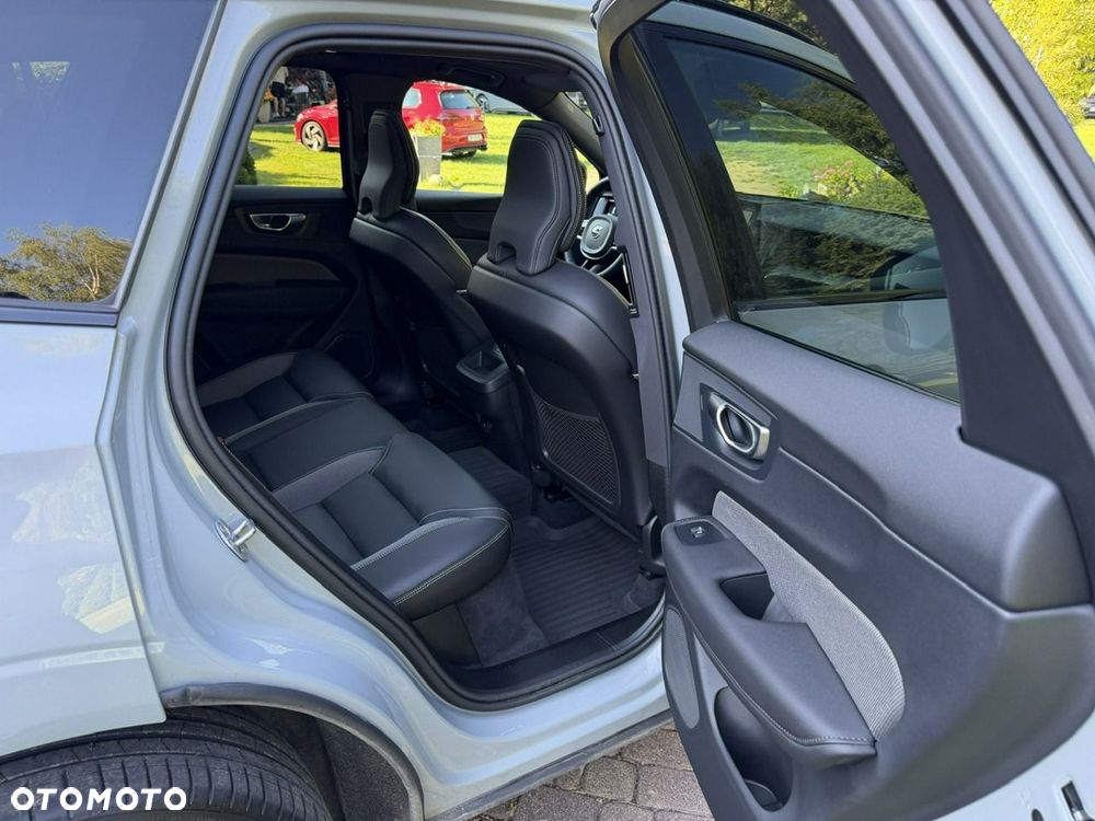 Volvo XC 60 - 21