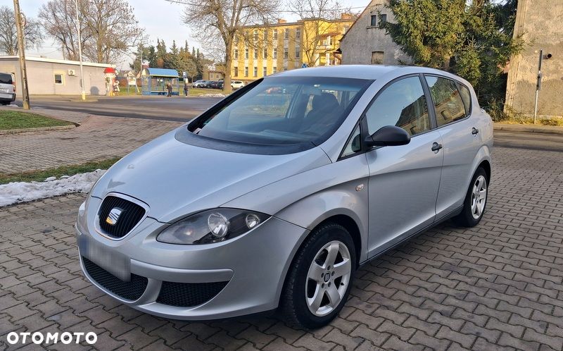 Seat Altea 1.6 Reference - 1