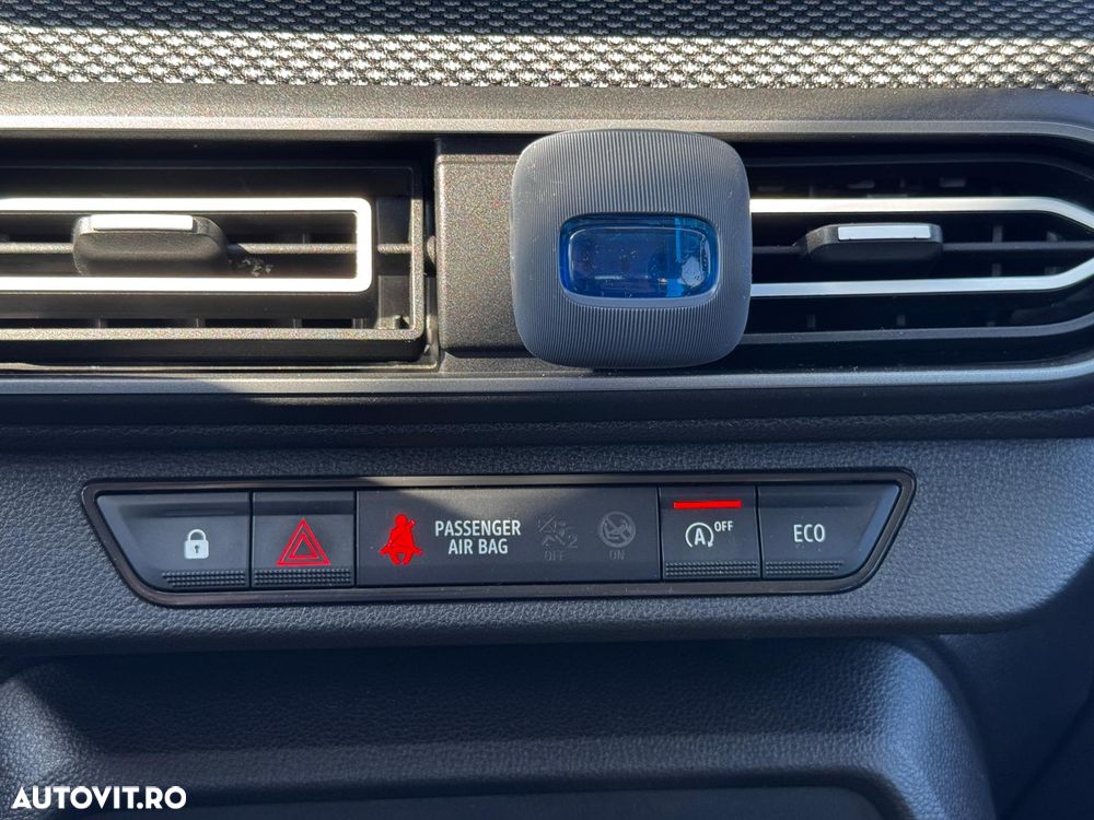 Dacia Logan TCe 90 CVT Comfort - 9