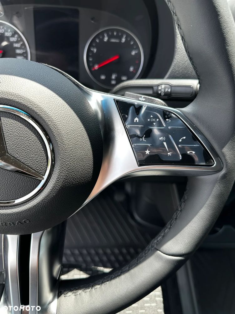 Mercedes-Benz Sprinter - 18