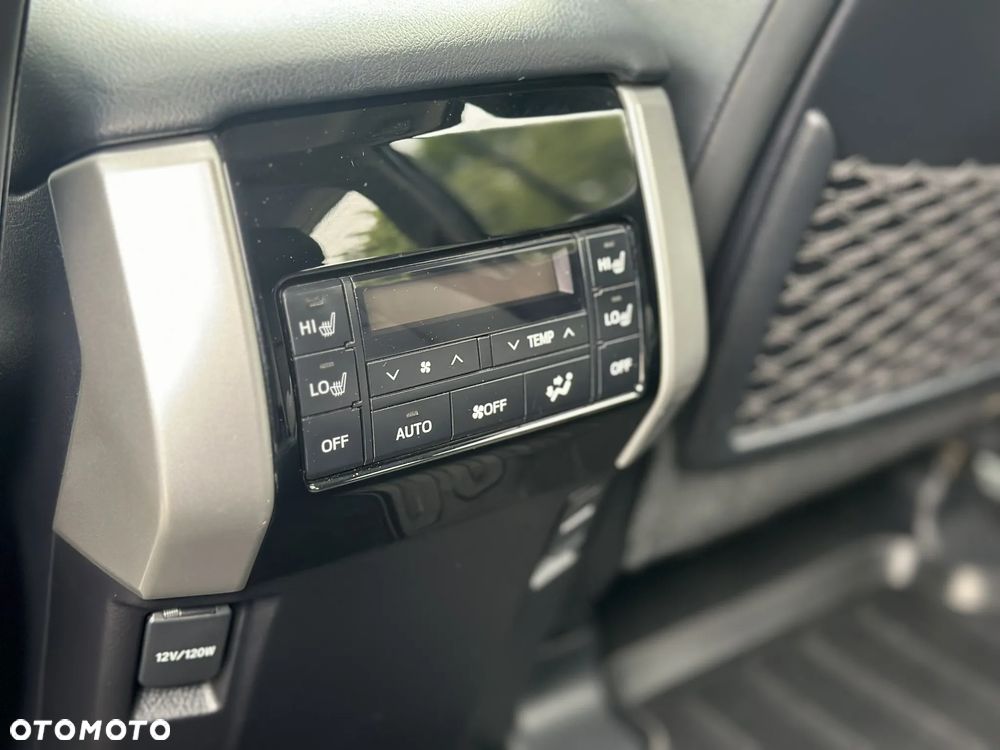 Toyota Land Cruiser LC 2.8 D-4D Executive - 27
