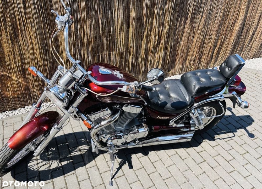 Suzuki Intruder - 5