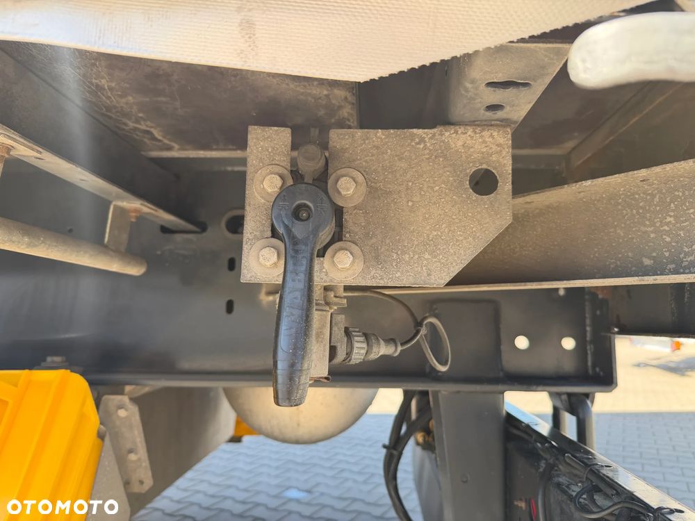 Schwarzmuller J-SERIE FIRANKA / STANDARD / OŚ PODNOSZONA / OSIE SAF / KOSZ NA PALETY / Z DE TYLKO 370 TYŚ KM - 13