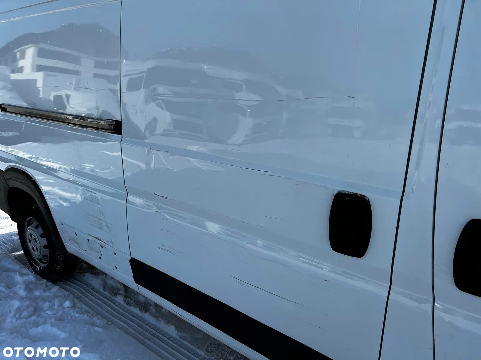 Peugeot Boxer 435 2.2 BlueHDi 121kW/165KM  L3H2  AutoSerwis - wciągarka - 35
