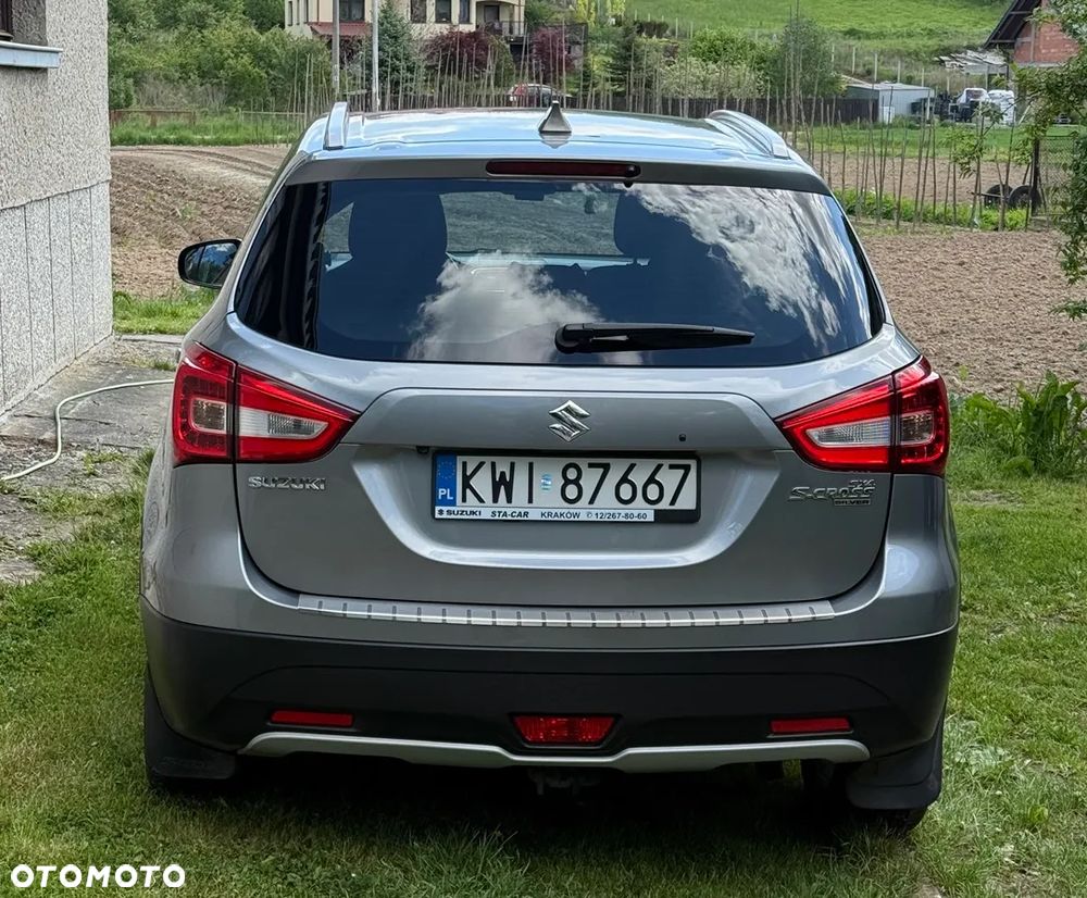 Suzuki SX4 S-Cross 1.0 T Comfort - 4