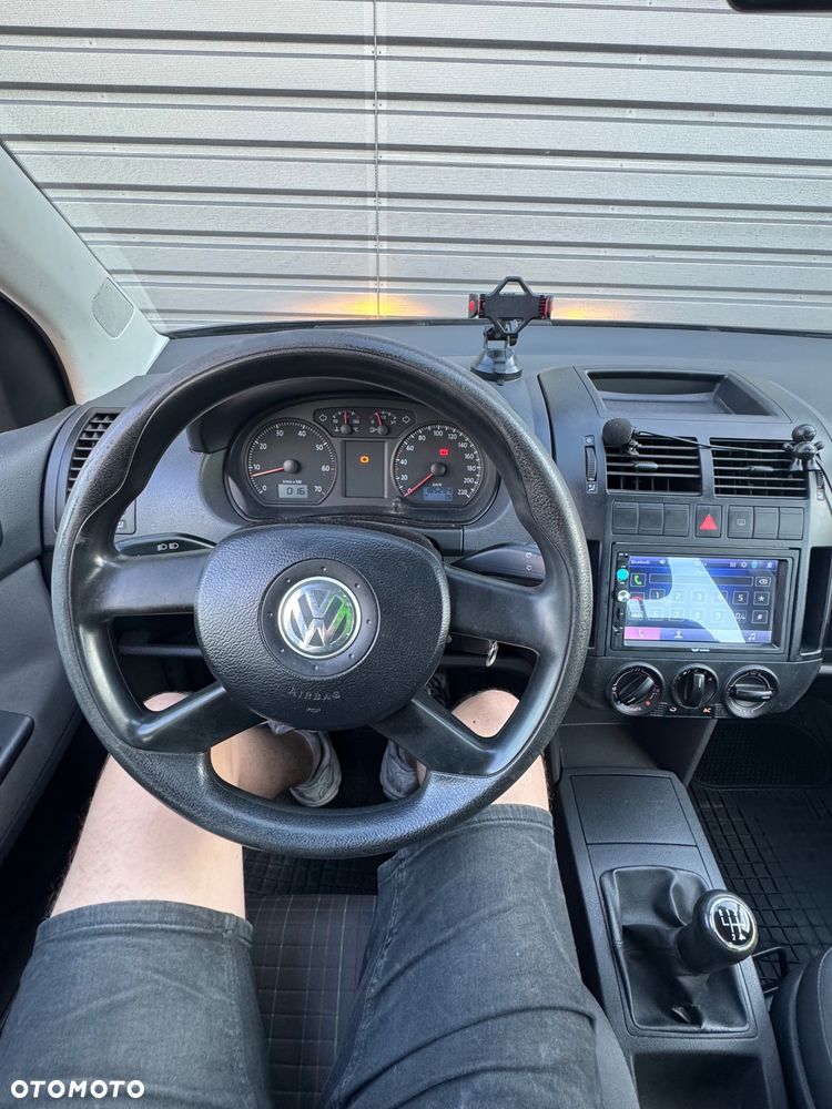 Volkswagen Polo 1.4 16V Sportline - 31