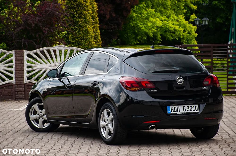 Opel Astra 1.6 Turbo Edition Sport - 12
