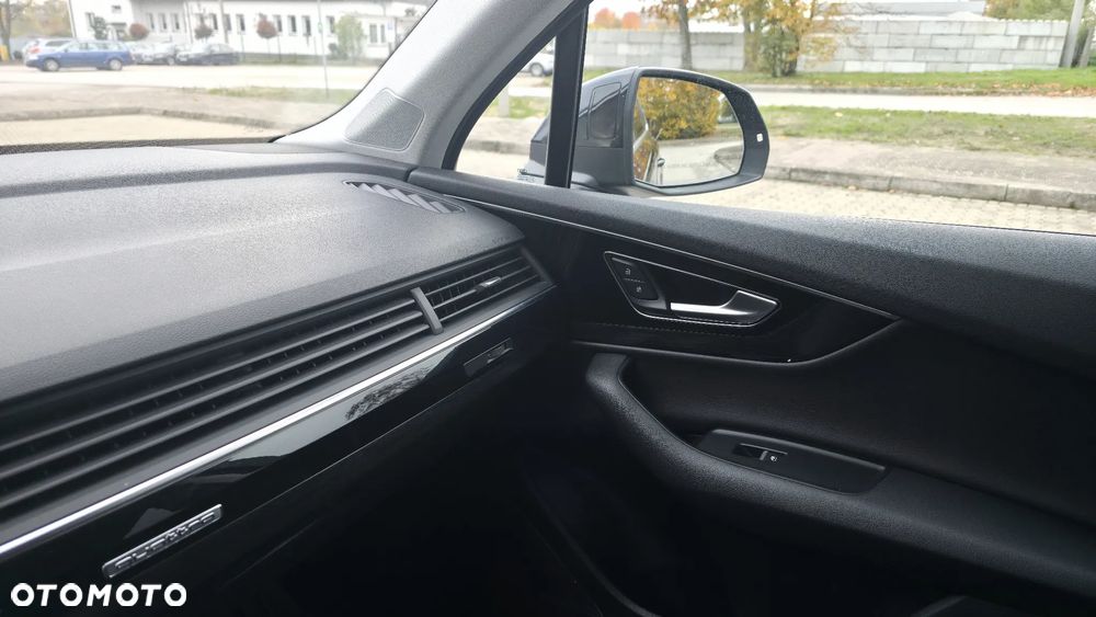 Audi Q7 3.0 TFSI Quattro Tiptronic - 15