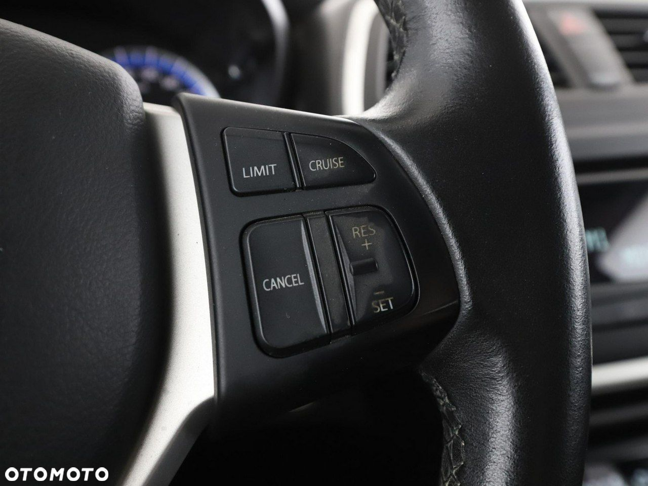 Suzuki SX4 1.6 Comfort 4WD - 28