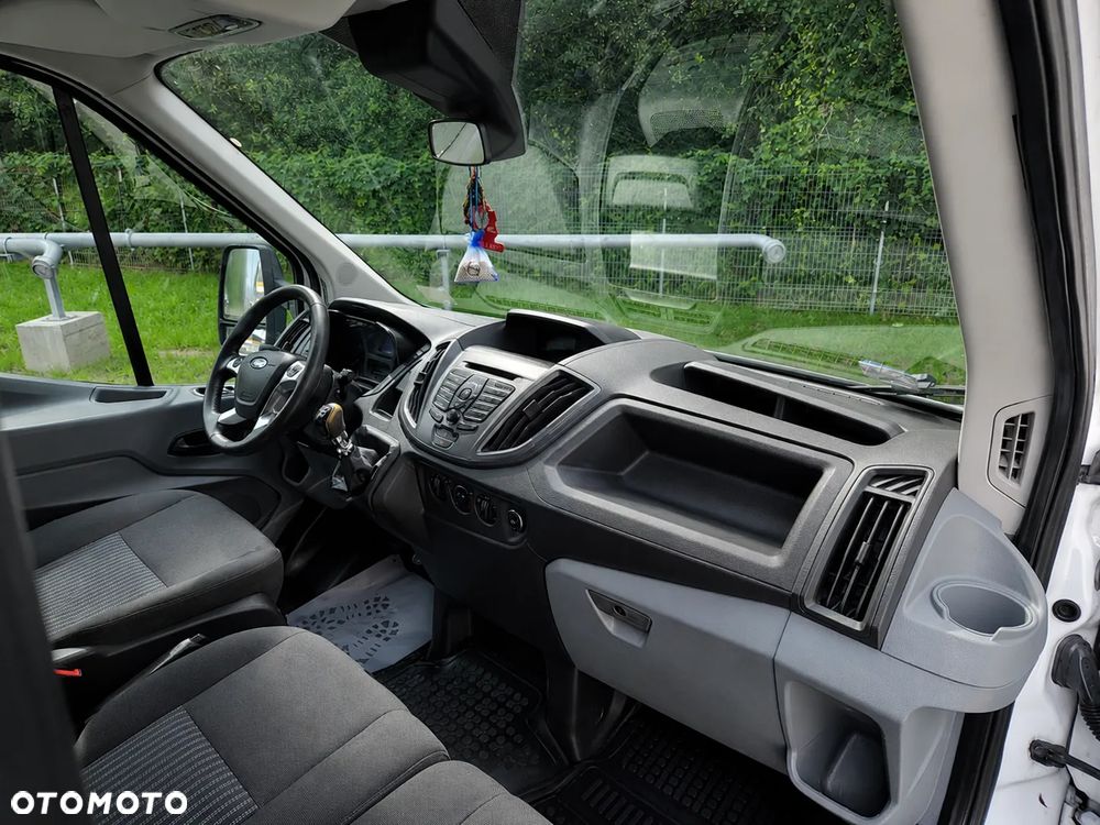 Ford TRANSIT - 9